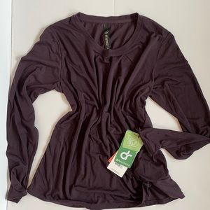 NWT MPG Long Sleeve Twist top